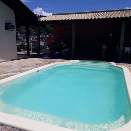Le Loup Residencia Para Hospedagem Suites 2 Blumenau Luaran gambar